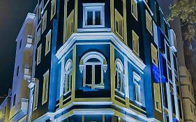Gran Marina Suites